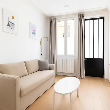 Practical Studio, Montparnasse * Parigi